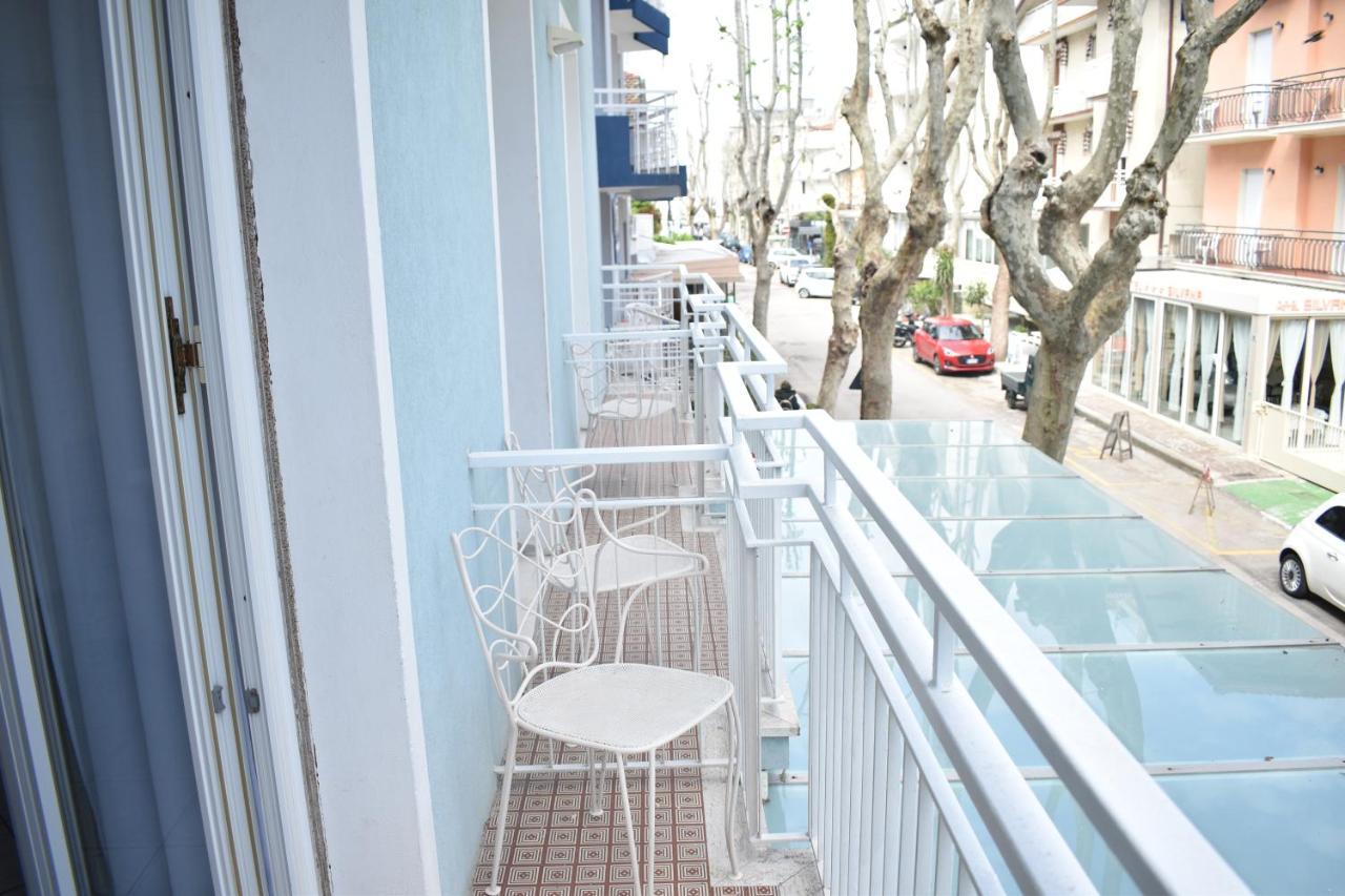 NewHotelGinevra Cattolica Buitenkant foto